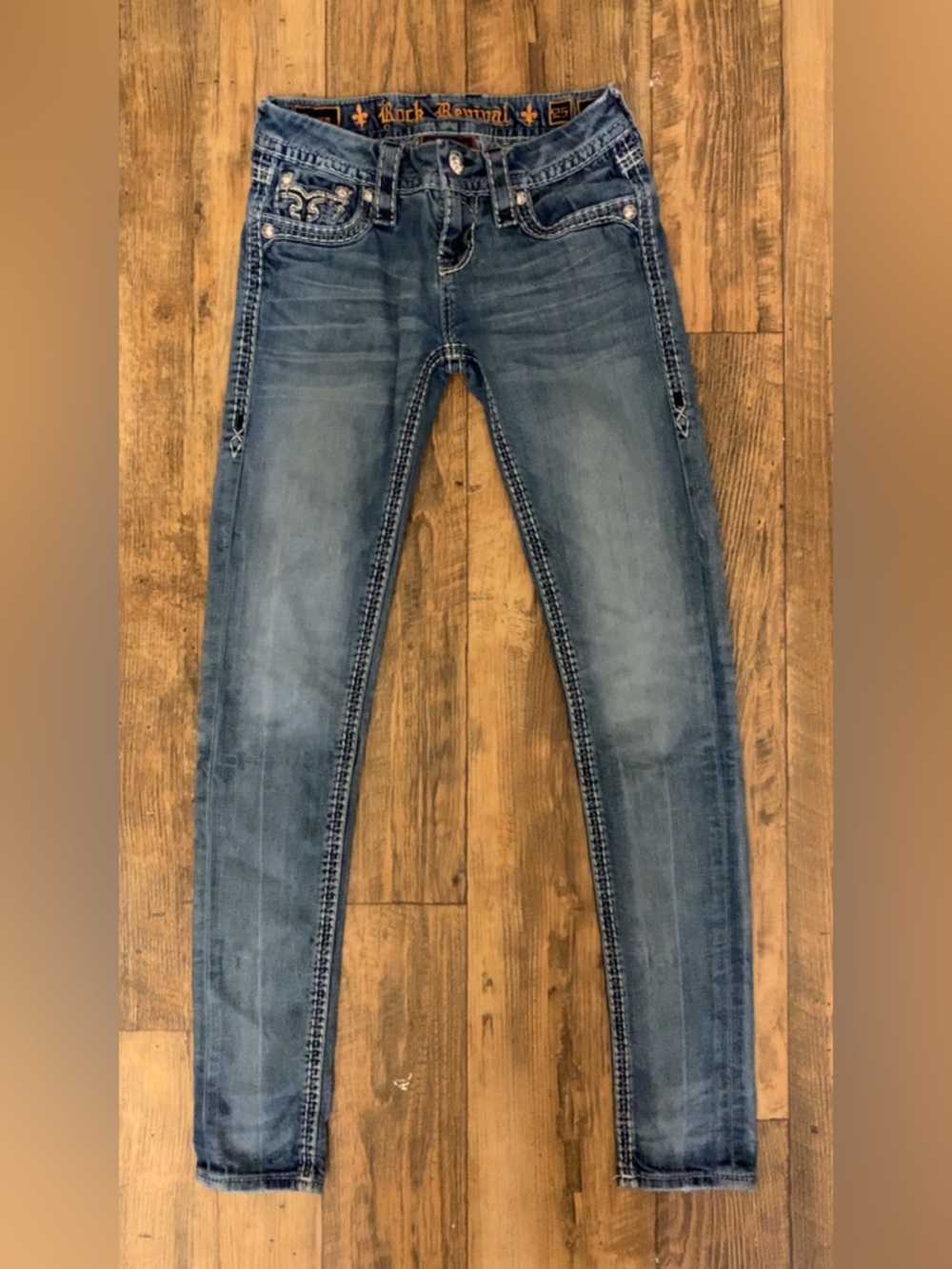 Rock Revival Slim Jeans in Medium Blue Wash